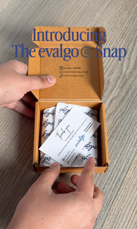 Unboxing the coolest wallet